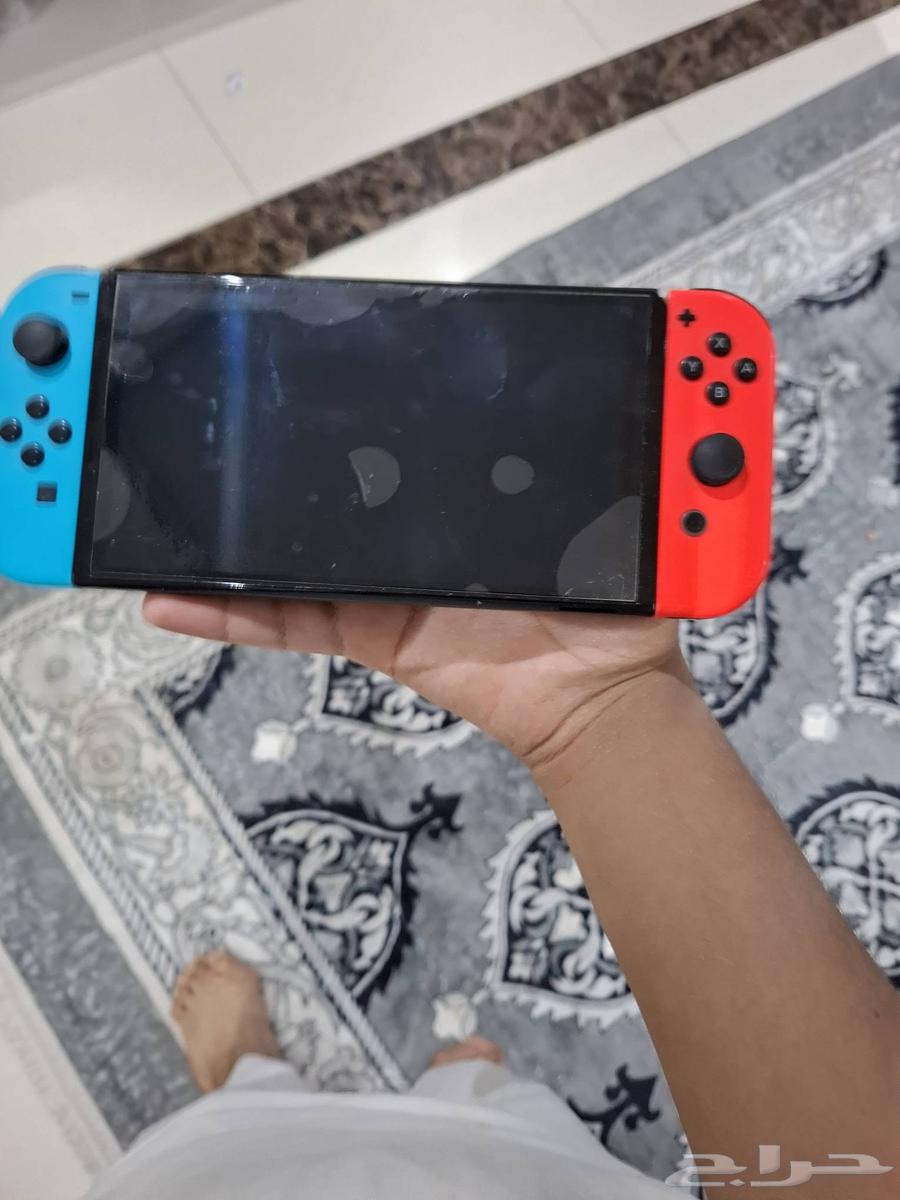نيتندو سويتش سبب البيع ما استعملته كثير استعملته مرا 1 بس63339731221762110
