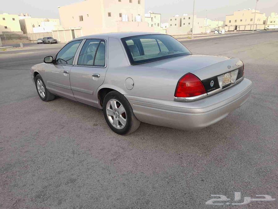 فورد فكتوريا 201263615533457282113