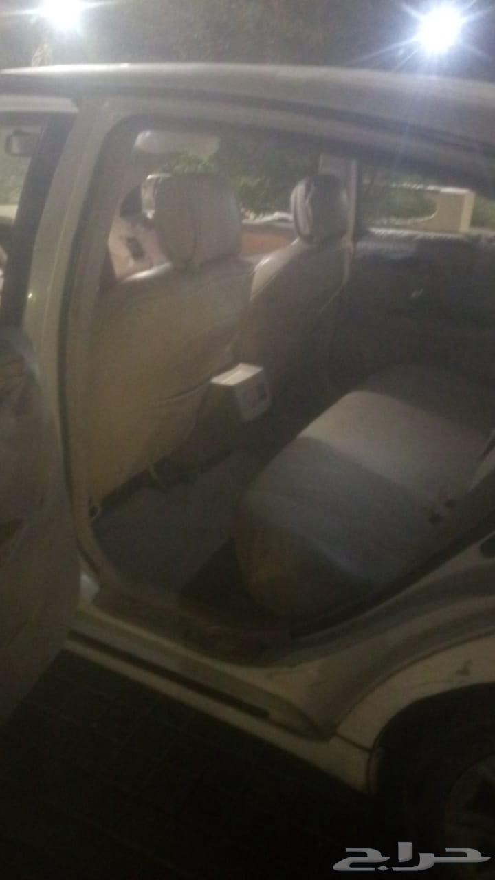 A car with expired registration, a clean car without a single dent, 200663615531972482113