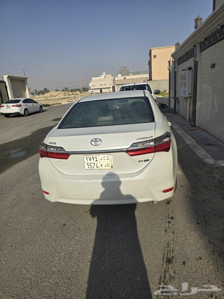 Selling a Toyota Corolla car63167626972289111