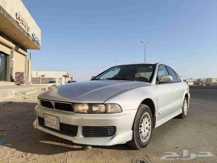Mitsubishi Galant with manual transmission, air conditioning, and ice cooler634049075828501117
