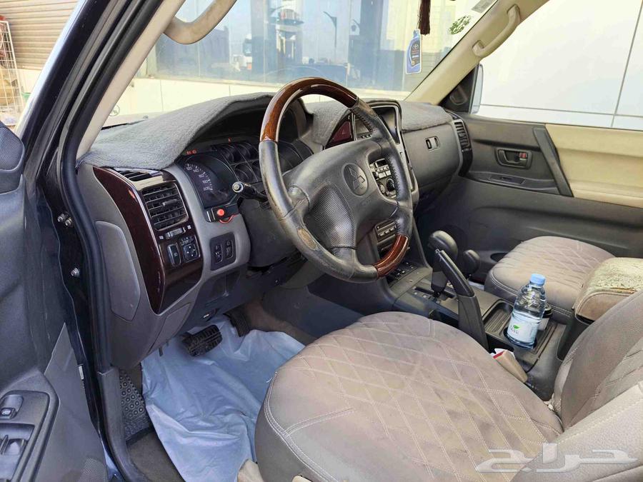 Mitsubishi Pajero, fully loaded, 200263160201019651113