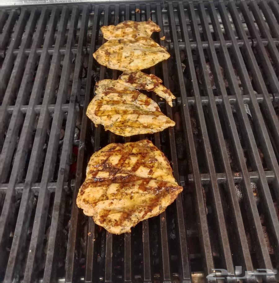 Hamburger sauce teacher, marinade assistant teacher, shawarma nationality Yemeni age63005064759425111