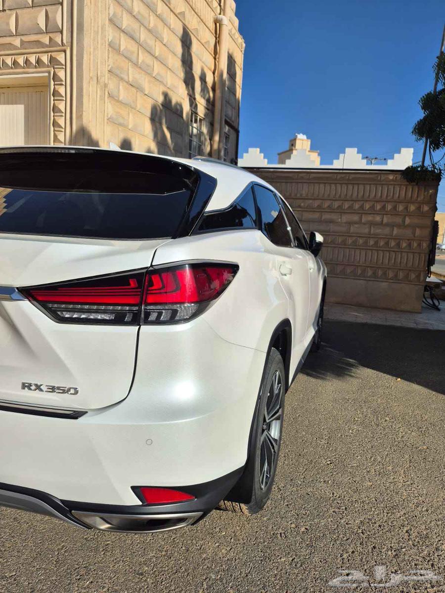 لكزس ار اكس 35063615834079233113