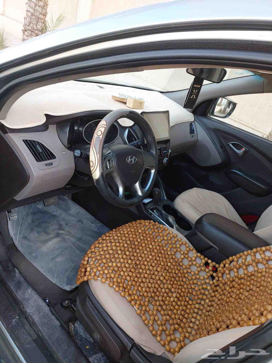Hyundai Tucson 2012 full option car with 570 thousand mileage, price 26 thousand and above63615990449025111