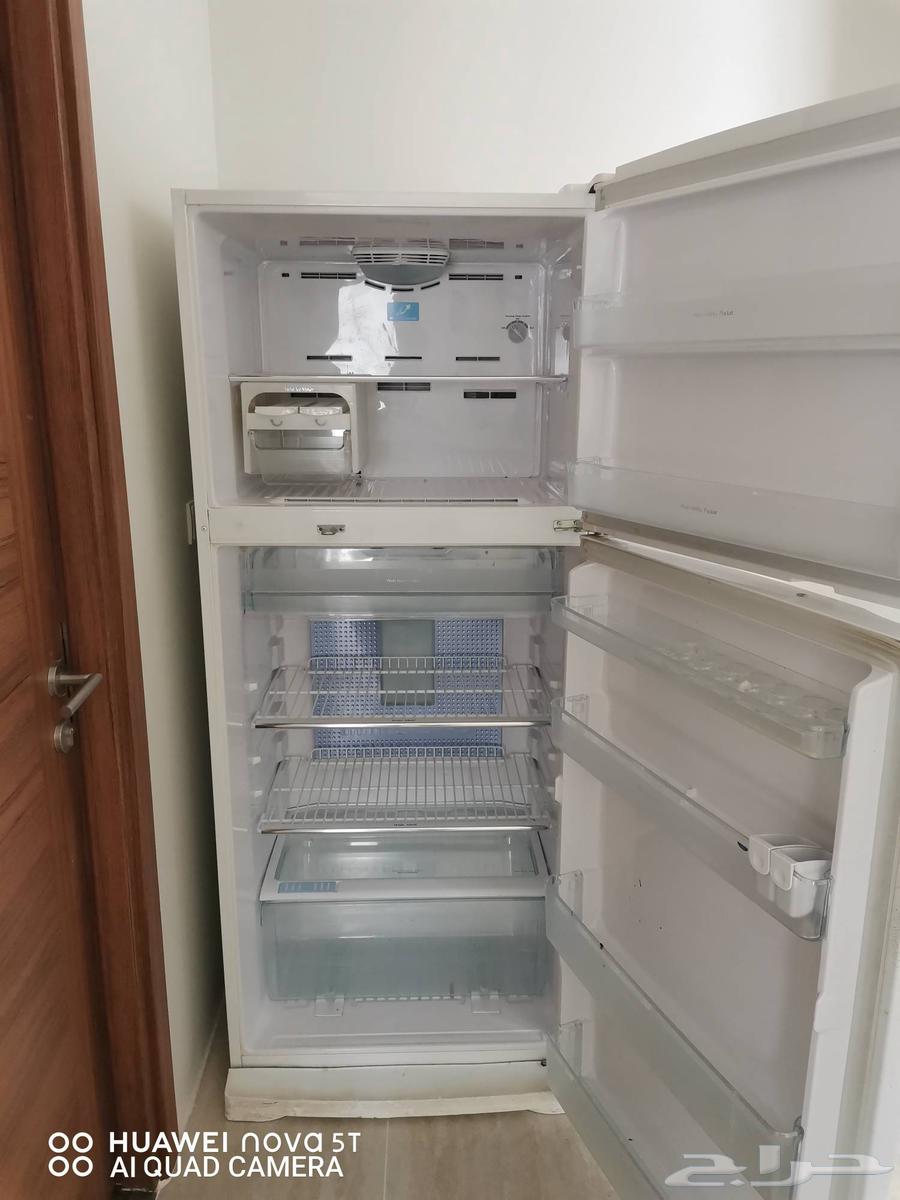 ثلاجة كهربتها 110 وغاز كهربائي63333610412803112