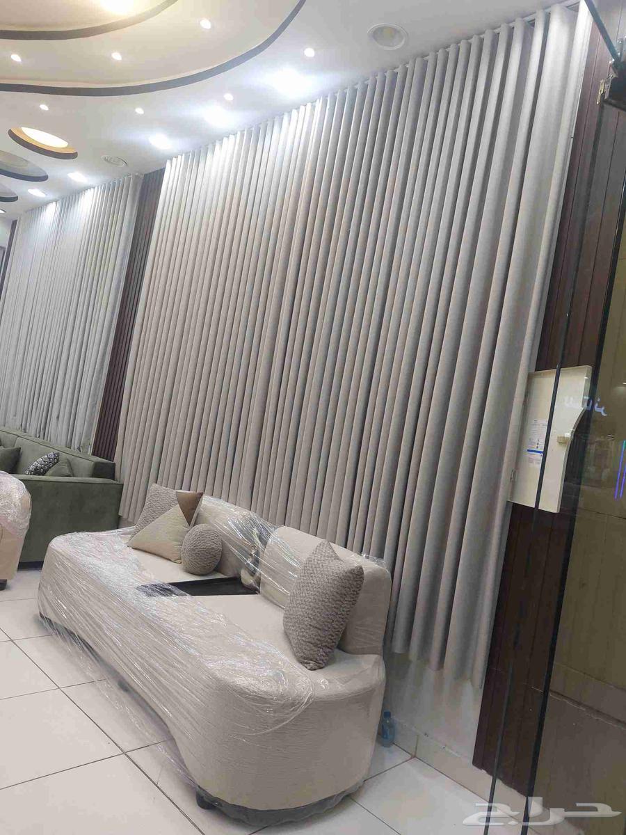 Wavy curtains, living rooms and sofa sets63005344725122111