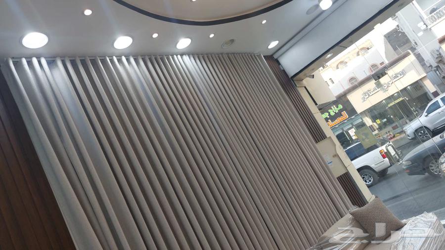 Wavy curtains, living rooms and sofa sets63005344725122114