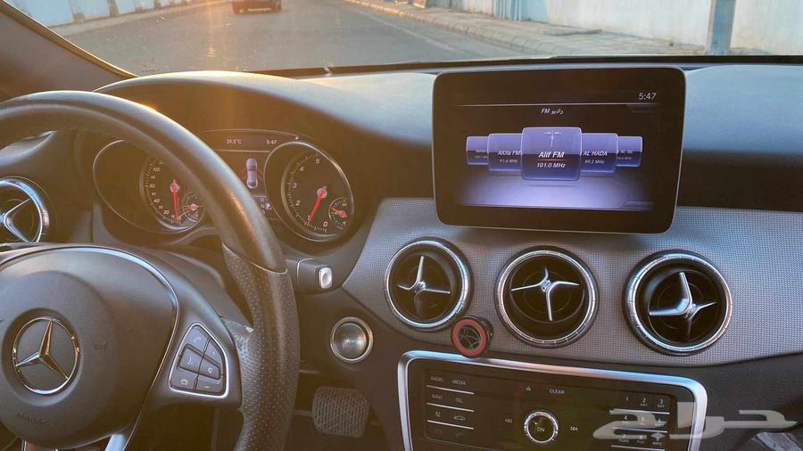 Mercedes 180 Model 201863615698922498114