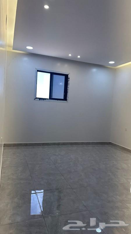 للإيجار شقة عوايل علوية بحي الروابي63009380834435111