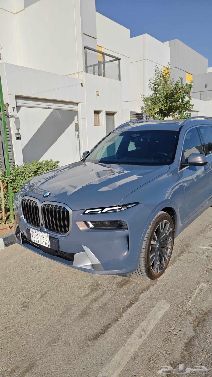 2024 BMW x7 40i excellence63654644011777110