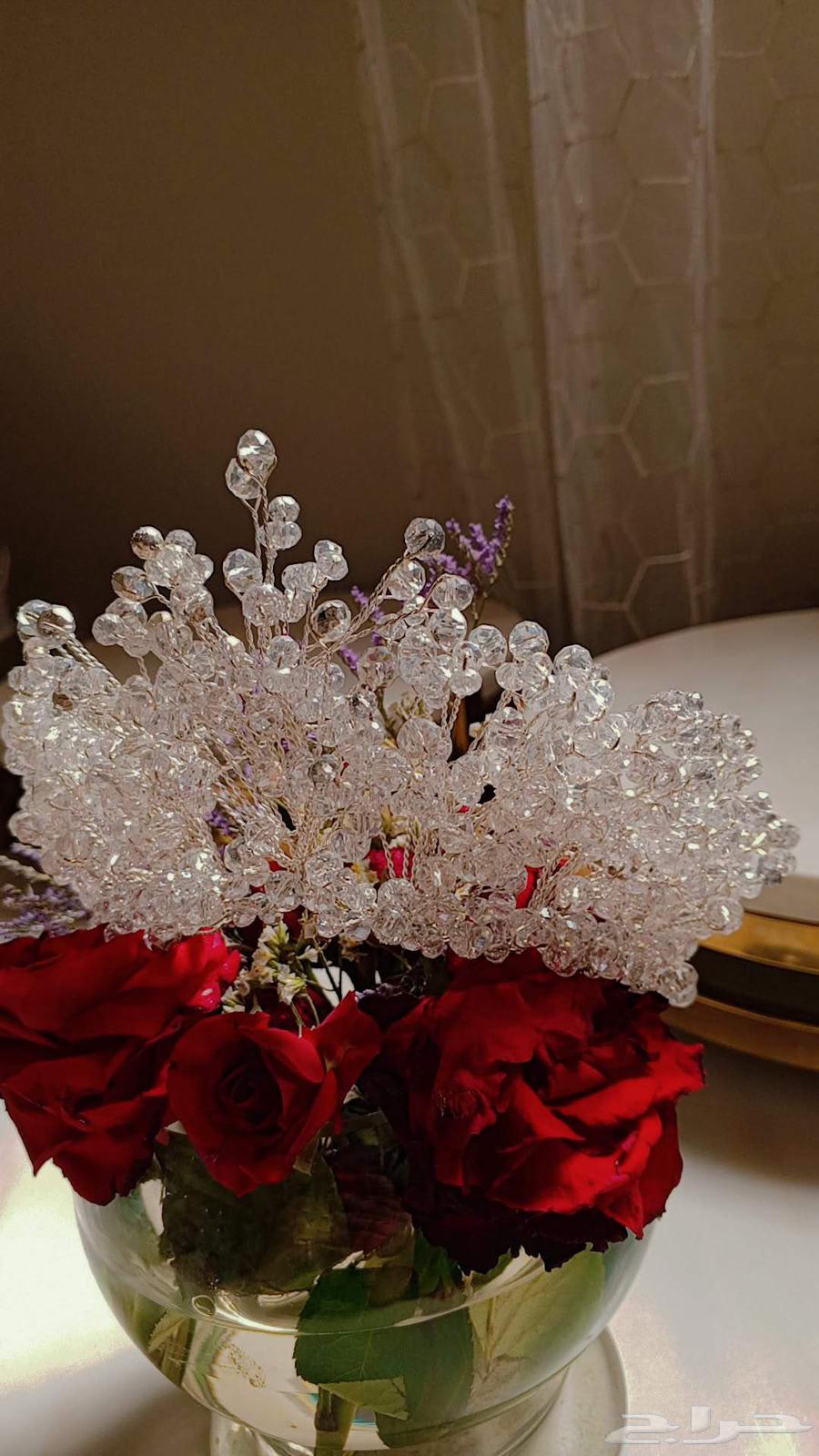 تاج لعروسات لون دهبي ولون فضة63618579235587111