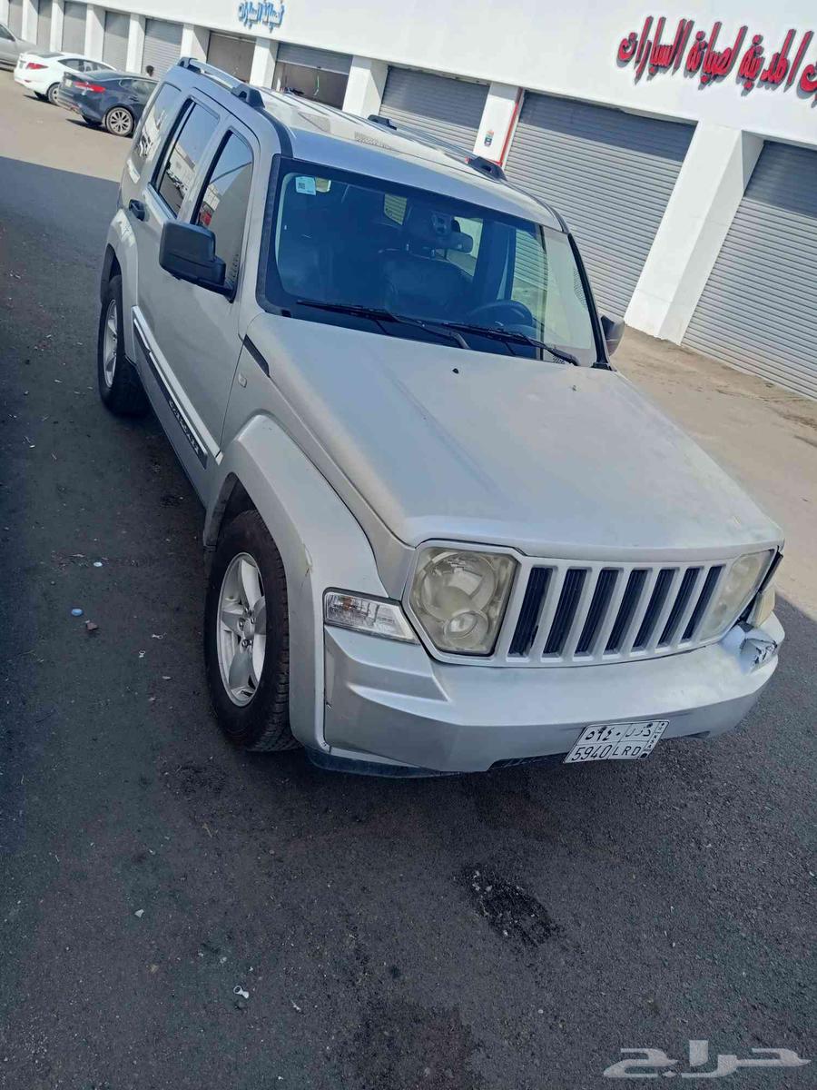 جيب شروكي بخيارات كاملة 201263625082607106114