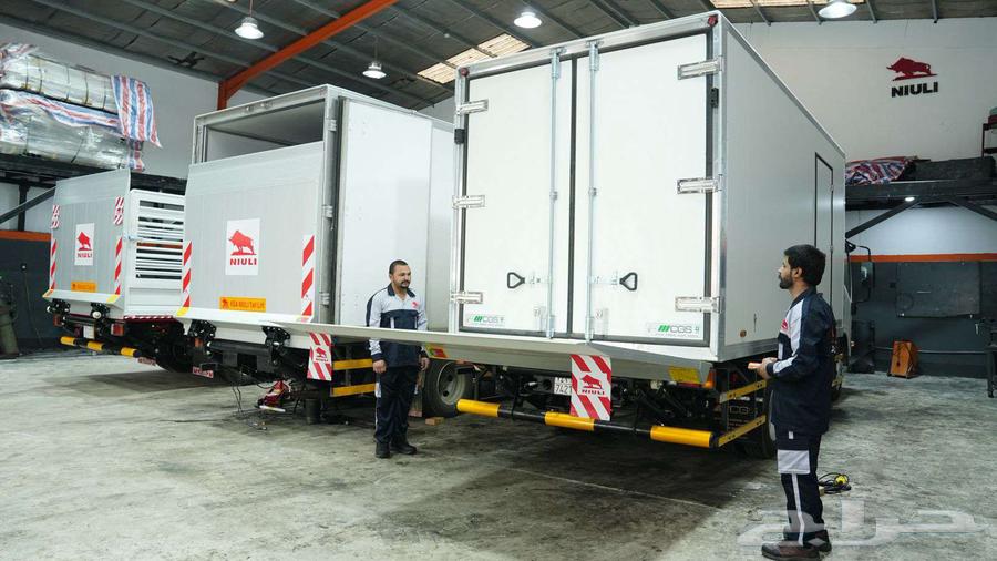 Rear Hydraulic Lift Gates for Trucks, New and Used, Maintenance and Installation63621655339906112