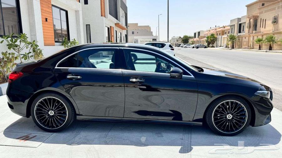 Mercedes-Benz A200 202363654639583105114