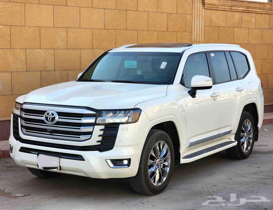 Land Cruiser GXR-3 2023 (Agency Condition)63621478240897111