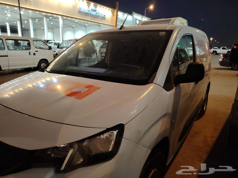 Pajero Refrigerator. Two Meters Under Water63654639955585111