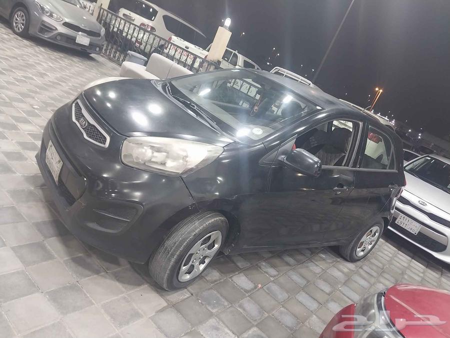 Kia Picanto for sale, mileage 193, body is agency, has sunroof in the ceiling63654642021889111