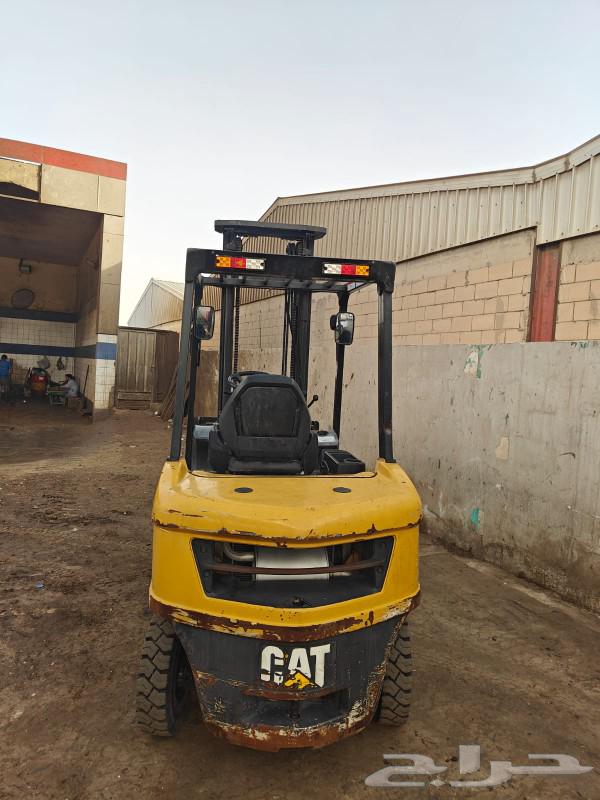 Forklift for daily rental and trips63620396055427111