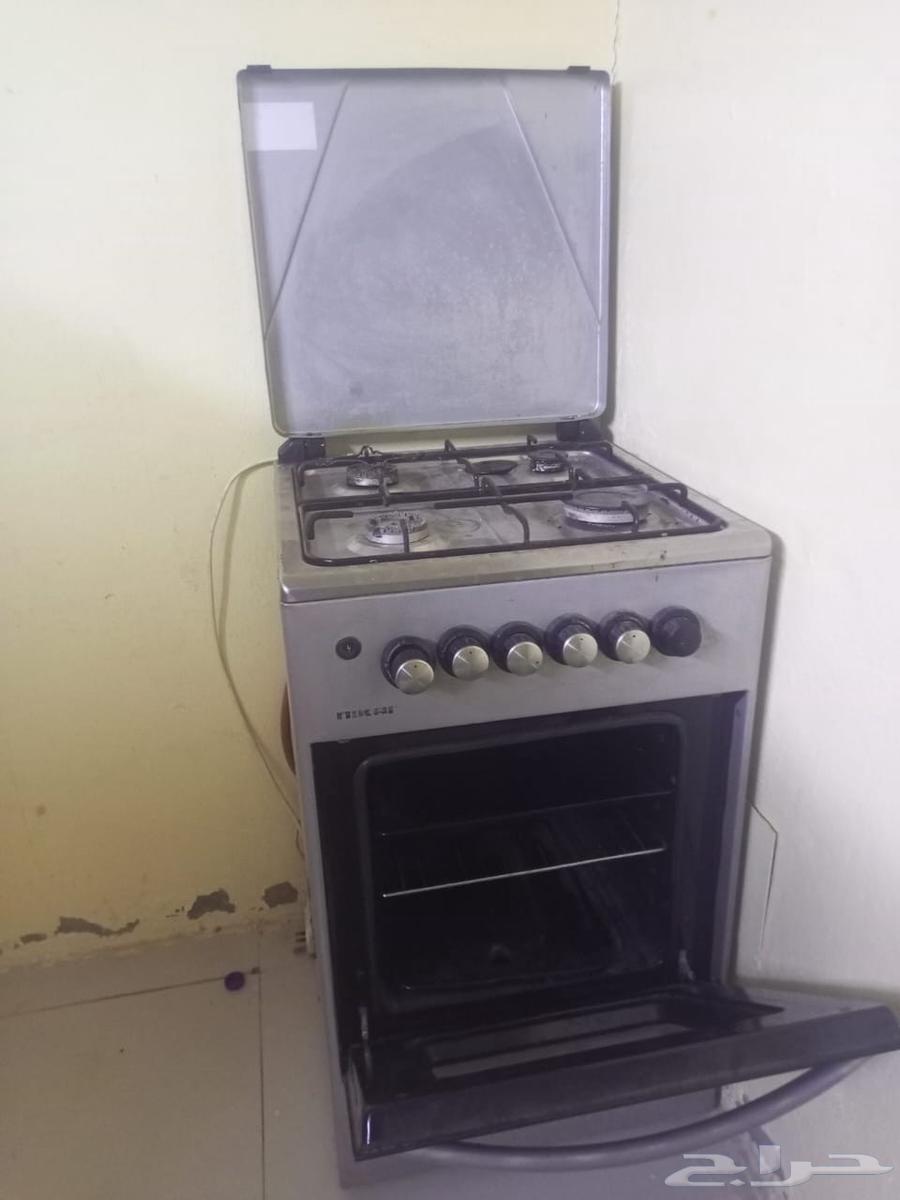 فرن تركي شغال كويس تحت وفوق بس اثنين عيون موسخه شويه63618586466434111