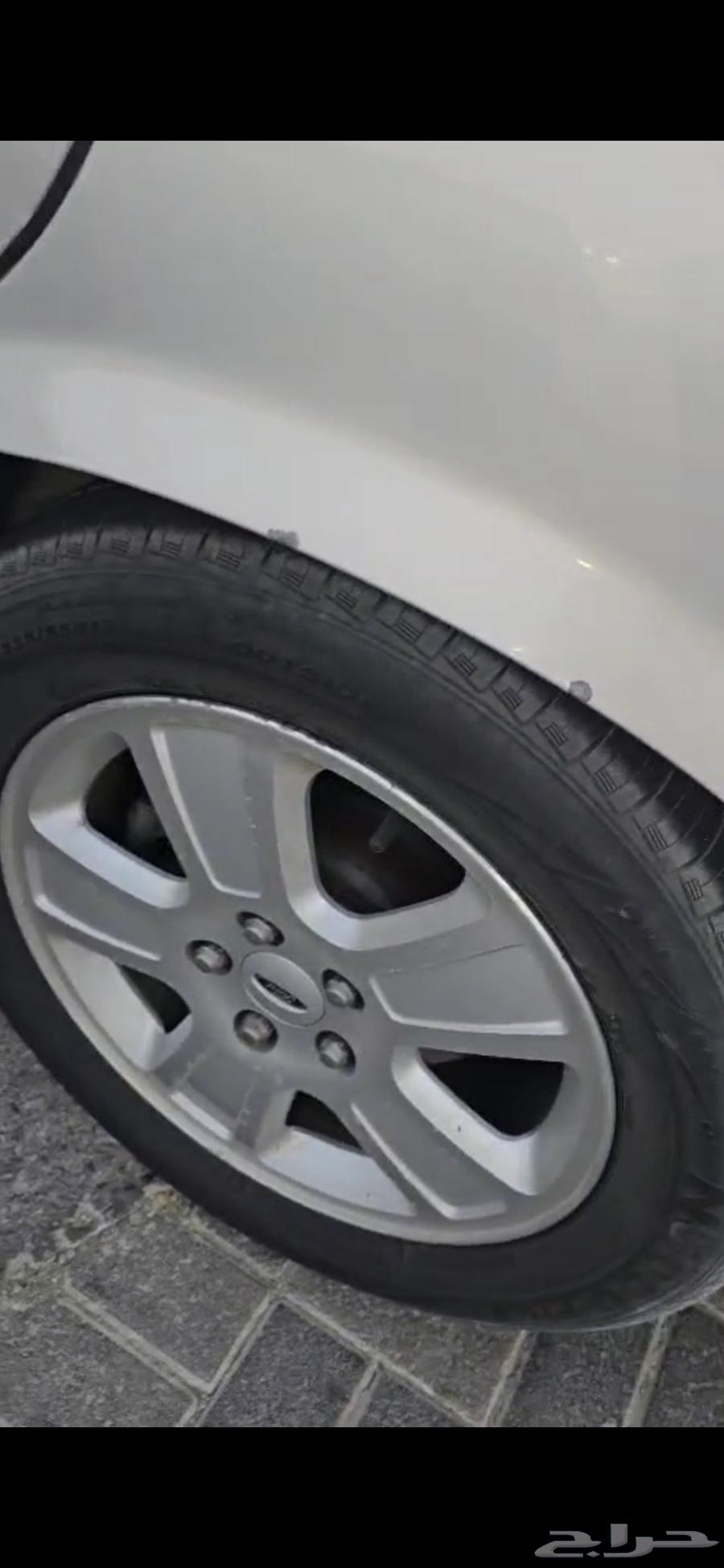 Ford Victoria and Marquis 2011 Spare Parts, Rims, Air Sensors, Decorations63654656764673110