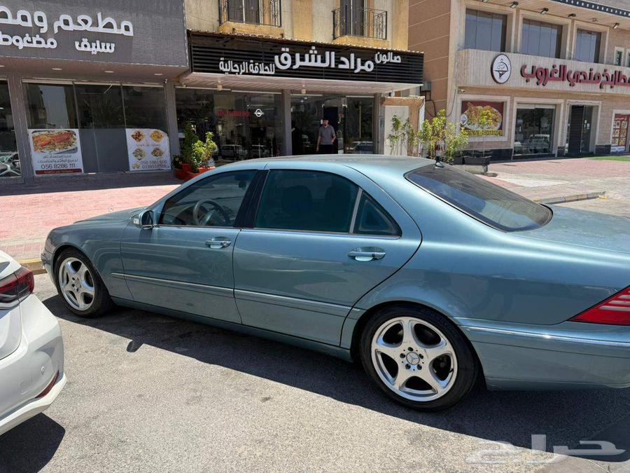 Mercedes S500 2003 model with some scratches and 450,000 km mileage63654661237249113