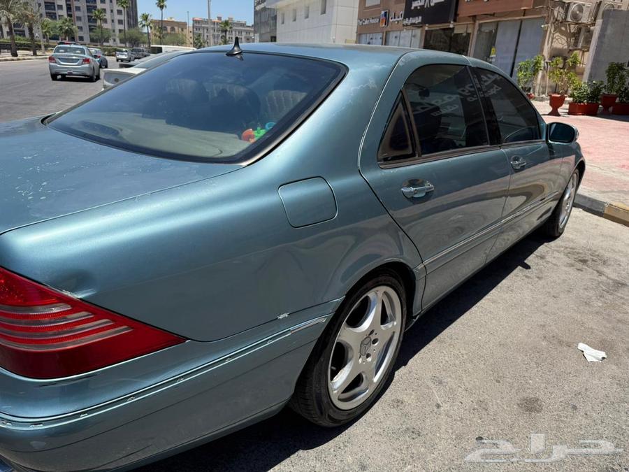 Mercedes S500 2003 model with some scratches and 450,000 km mileage63654661237249112