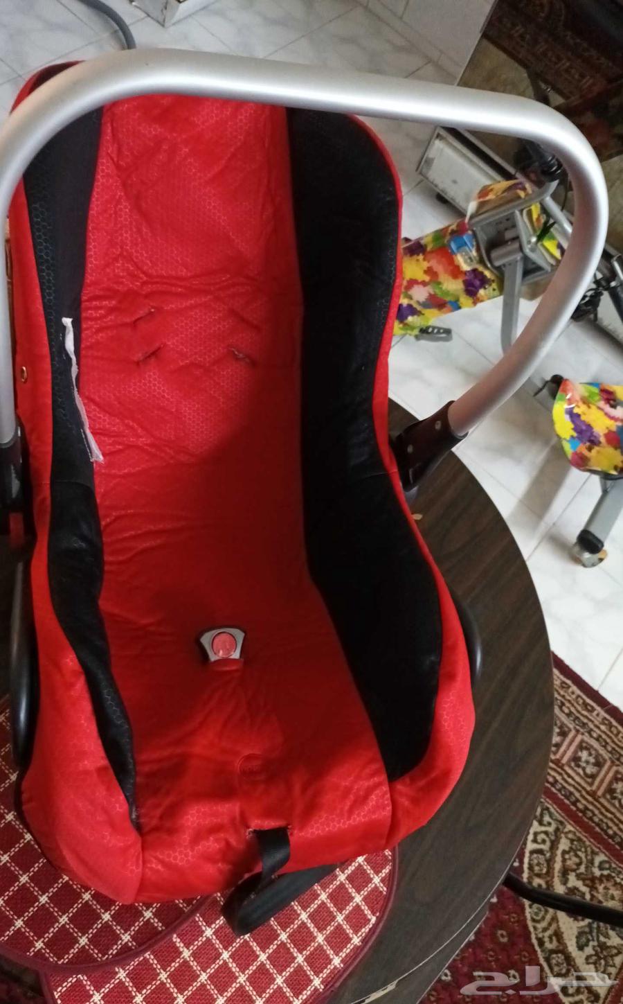 كرسي سيارة وكرسي اطفال منزلي63618877481345114