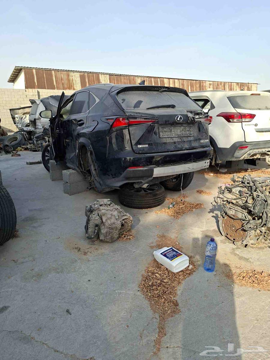 لكزس nx300 2018تشليح قطع غيار فقط63654661189635111