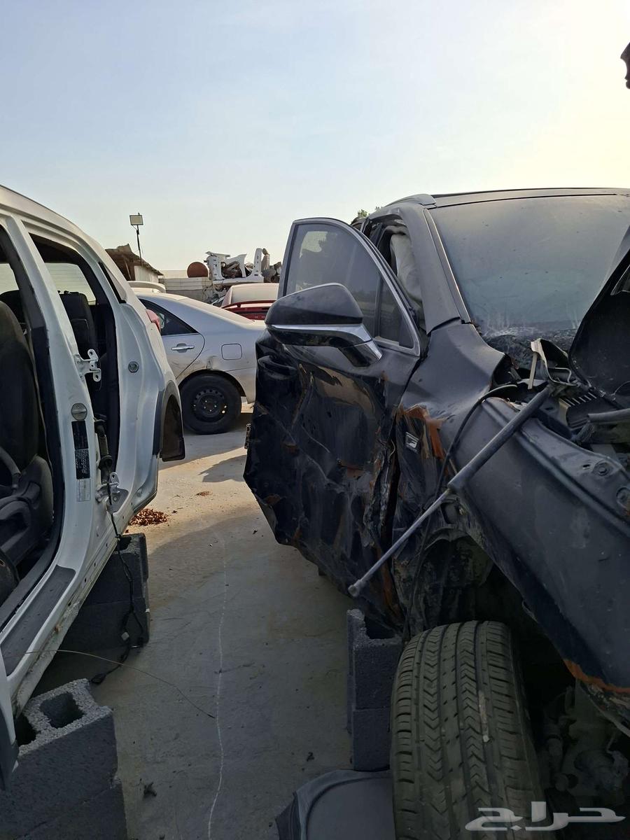 لكزس nx300 2018تشليح قطع غيار فقط63654661189635112