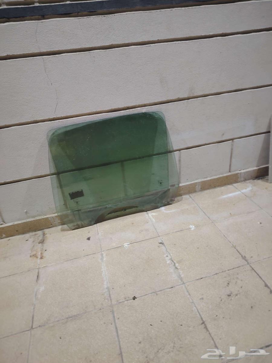طاره و 2 قزازة63383712148355113