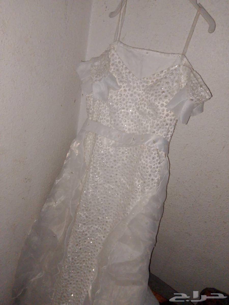 New evening dress, size came larger and never worn63618866048642113
