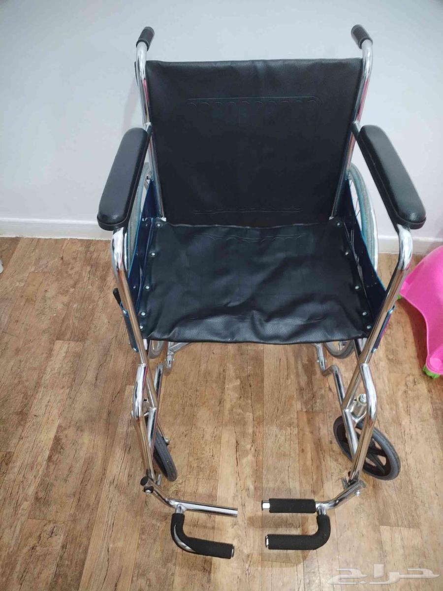 For sale wheelchair for elderly people, supports up to 120 kg, light use63618766843137111