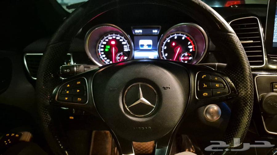 Mercedes GLE 400 4MATIC63654904171395110