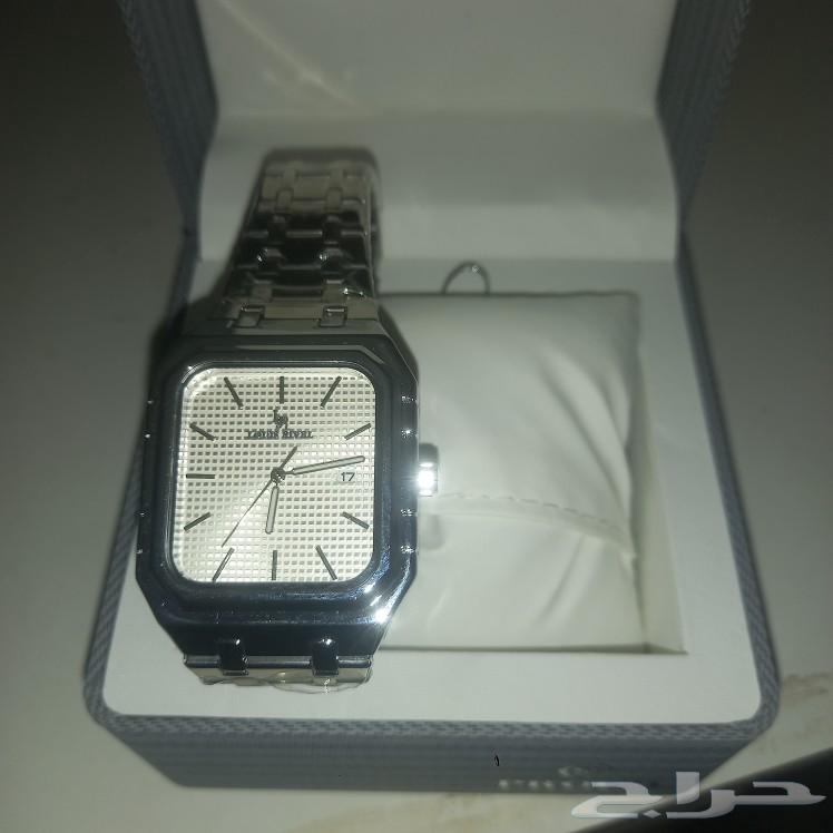 Louis Vuitton watch for sale, new, received as a gift63618767211777111