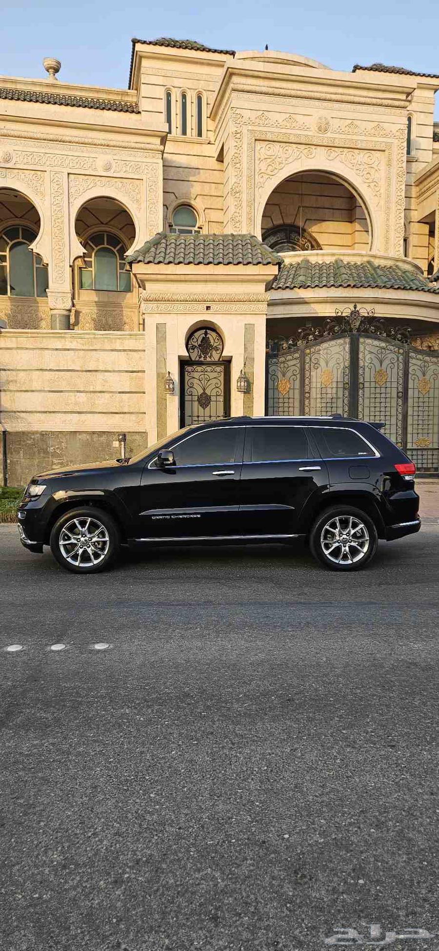 Jeep Grand Cherokee Summit 2015 Full Option Saudi United63654902375938114