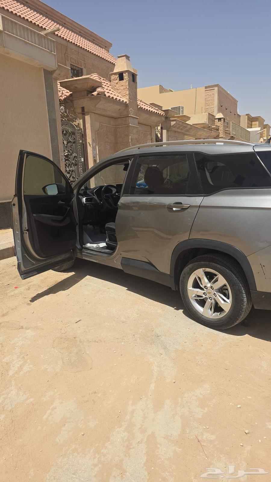 شيفروليه 2021 بودي وكاله فقط حكه بسيطه الباب اليسار كما موضح63654925832193114