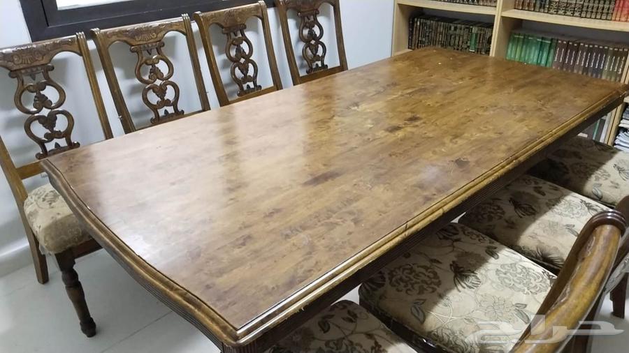 Table and 8 chairs, no damage, 200 riyals63620258409475111