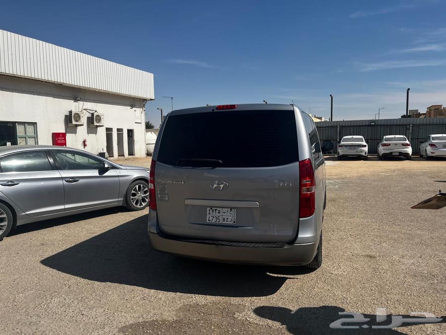 Hyundai H1 201663655053008514113