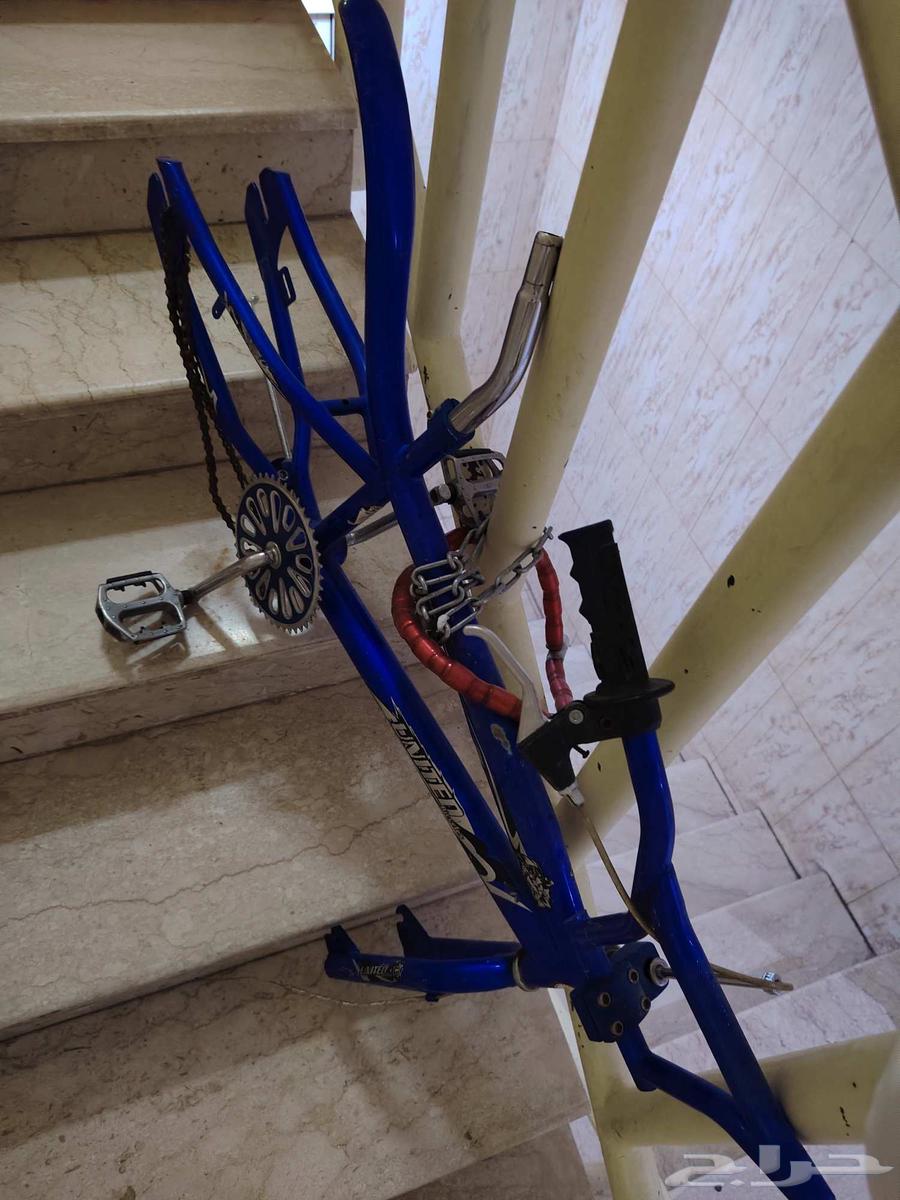 Bicycle frame with chain63622626466050113