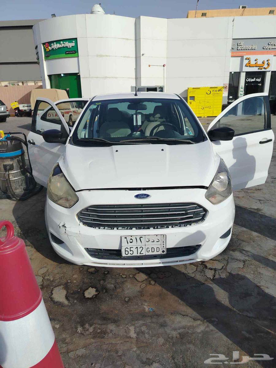 فورد فيجو 2017 ممشى 300 الف مطلوب   10 الف63655054670979111
