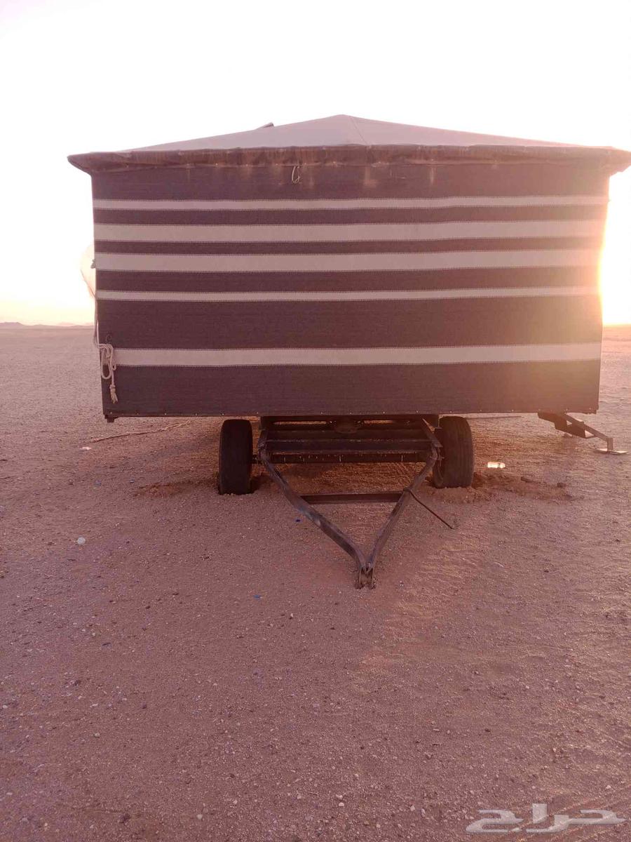 Used caravan, six meters long and four meters wide, with a water tank and freezer63620337952897114