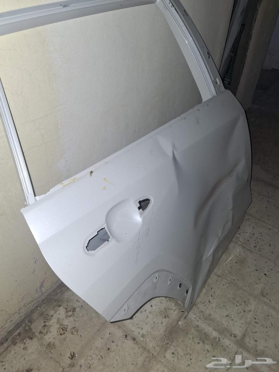 Pearl-colored RAV4 2023 door63654906304130110