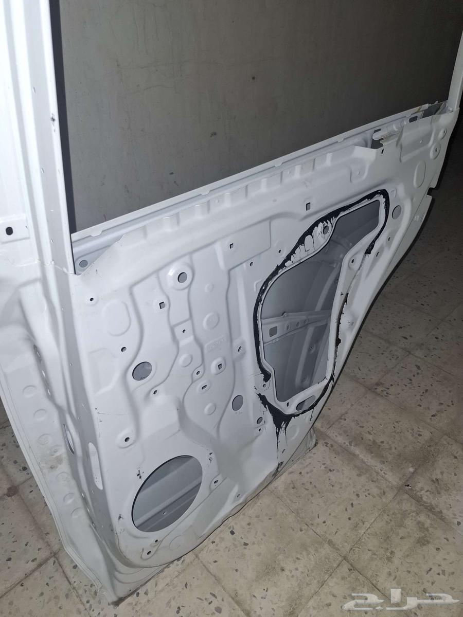 Pearl-colored RAV4 2023 door63654906304130112