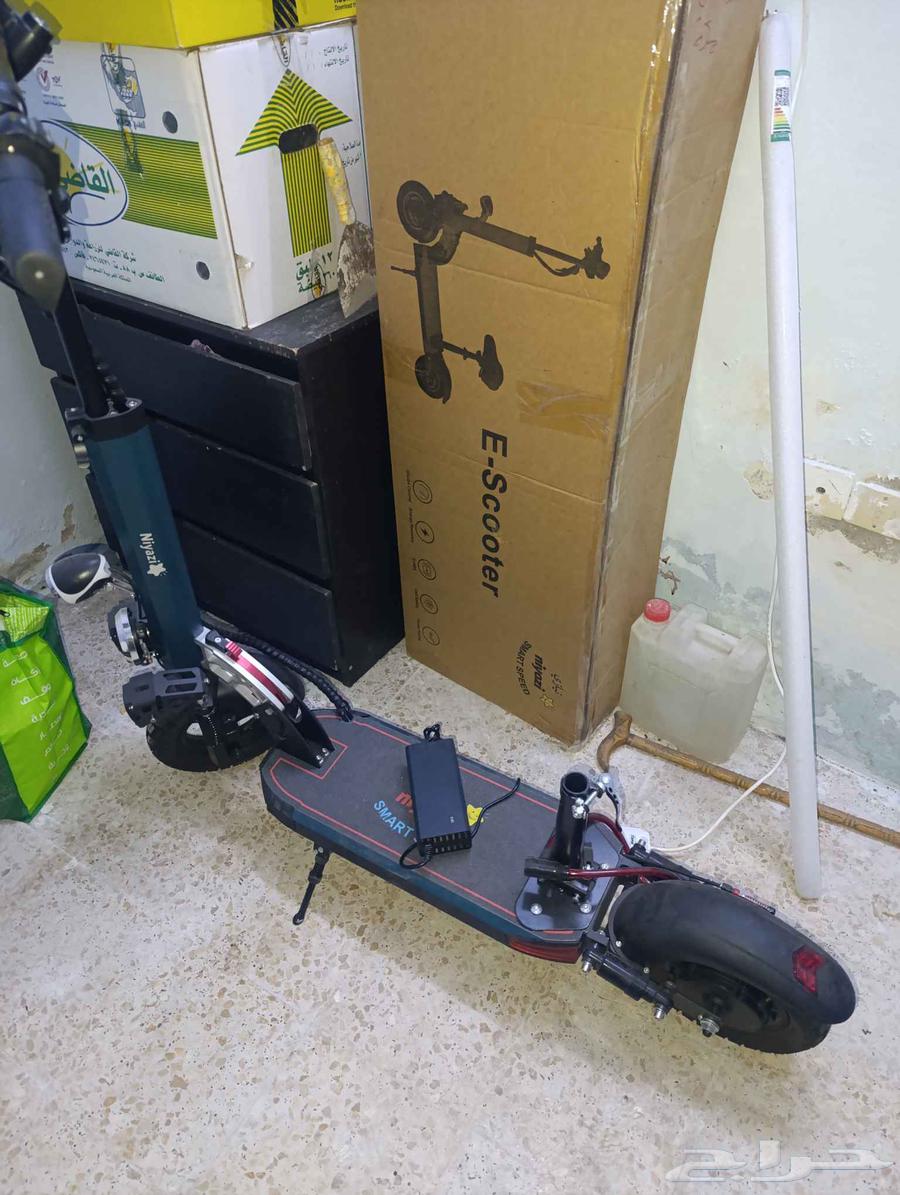 سكوتر الوحش للبيع بمحرك 2000 واط63618777839233111