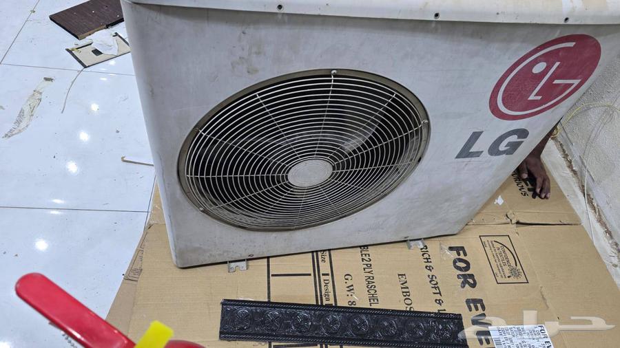 LG air conditioner used, clean surface63618967230081114