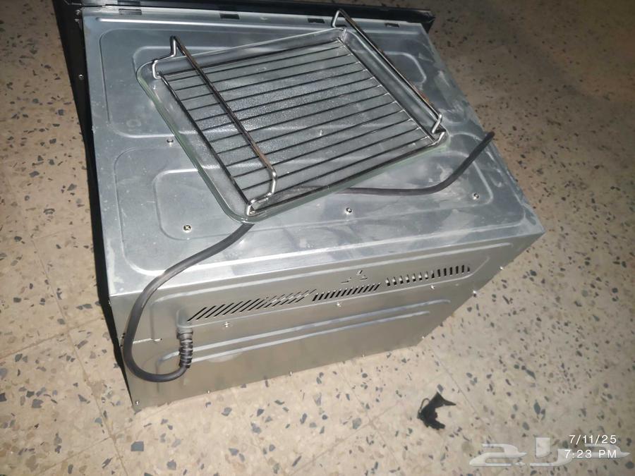 فرن كهربائي ستانلس ستيل فاخر بشاشة رقمية ورف علوي - بحالة مم63625024717698113