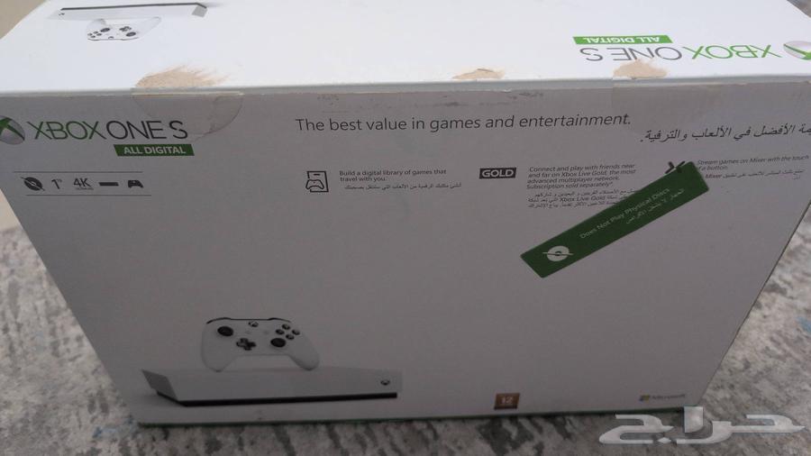 للبيع Xbox one S 1TB63622300693122111