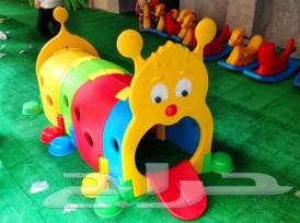 New cartoon worm tunnel game63622226205570112