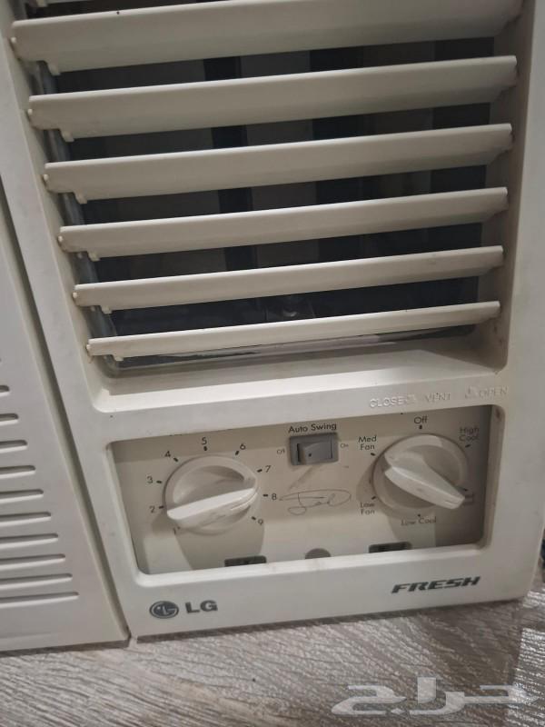 LG air conditioner for sale, very clean, cool, negotiable price63618959868291113